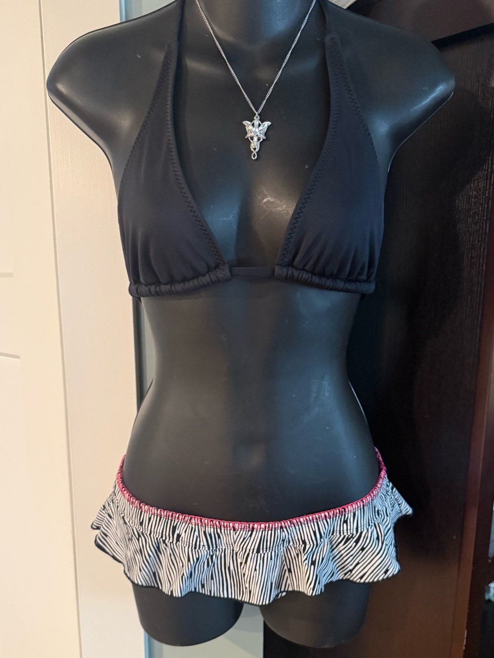 Kenneth Cole Reaction Women’s Black 4 Piece Bikini